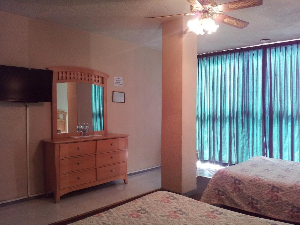 Hotel El Monte سالامانكا الغرفة الصورة